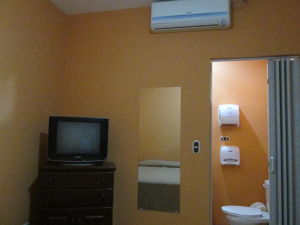 Hotel San Luis Managua Phòng bức ảnh
