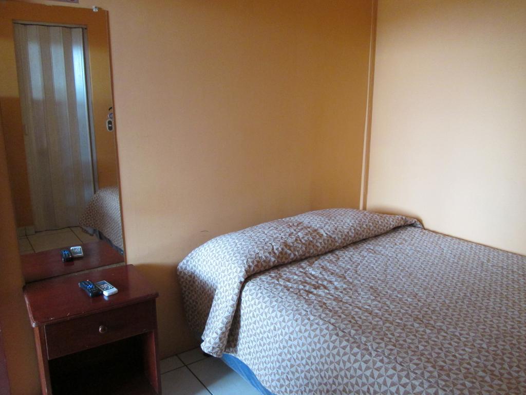 Hotel San Luis Managua Phòng bức ảnh
